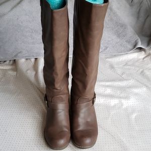 Brown tall boot